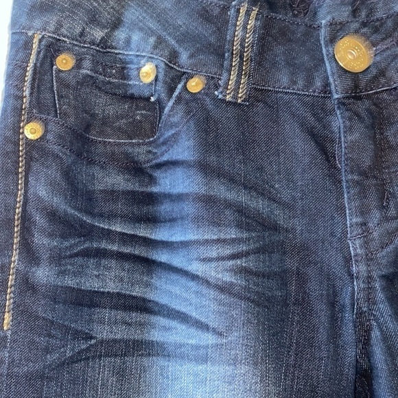 GUESS Low-Rise Bootcut Jeans NWOT - Picture 5 of 9